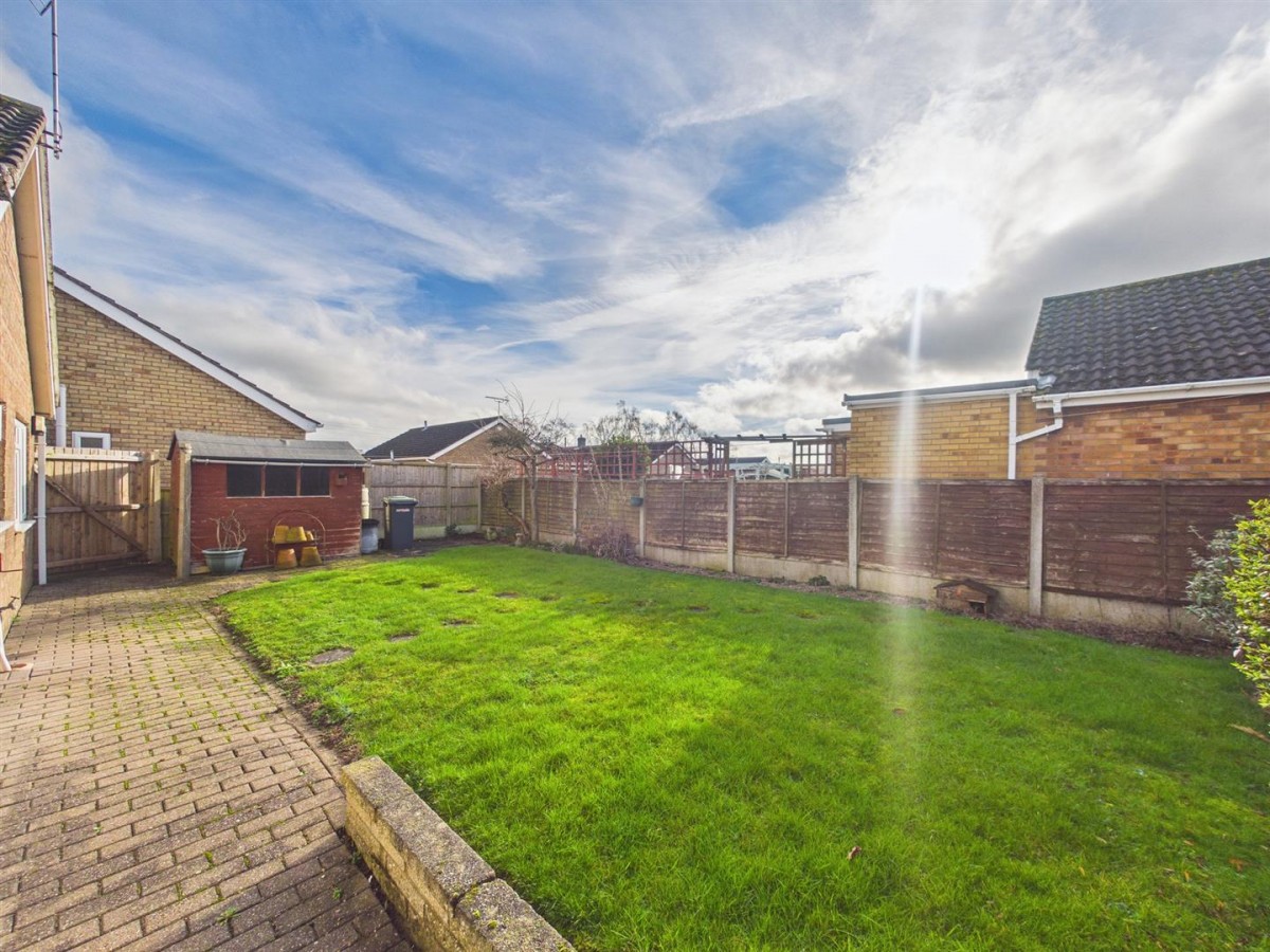 Pendine Crescent, North Hykeham, Lincoln