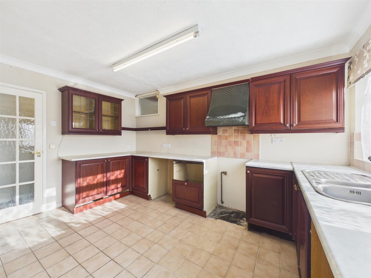 Pendine Crescent, North Hykeham, Lincoln