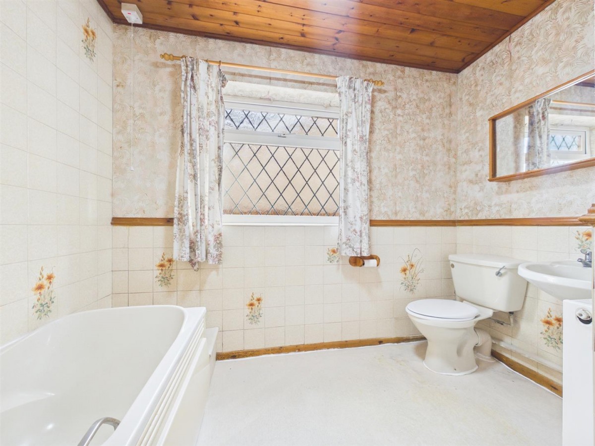 Pendine Crescent, North Hykeham, Lincoln