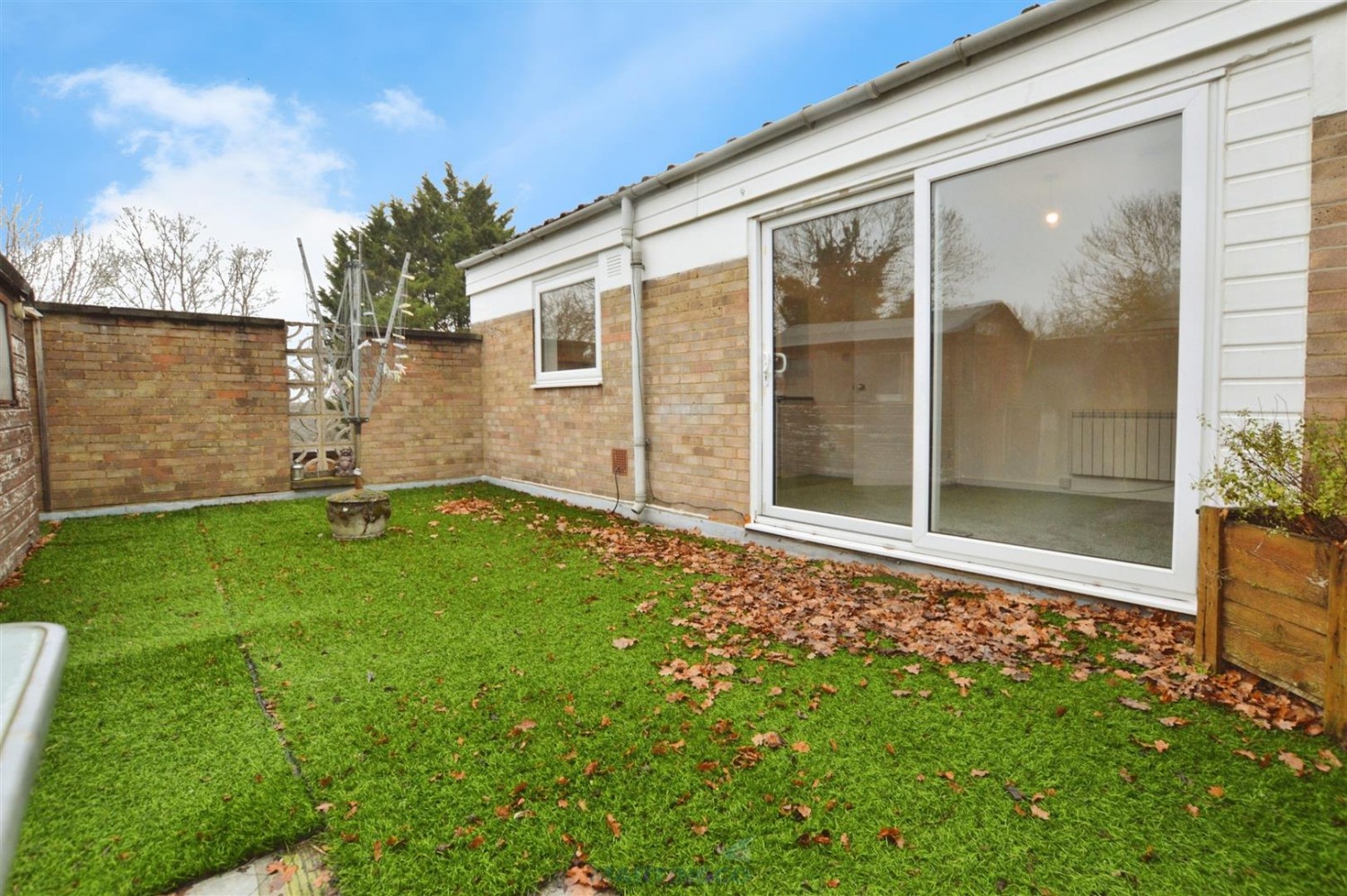 1 bedroom Flat for Letting Parkside, Cliffe Woods, Rochester