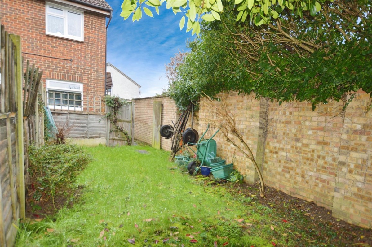 Vectis Drive, Sittingbourne