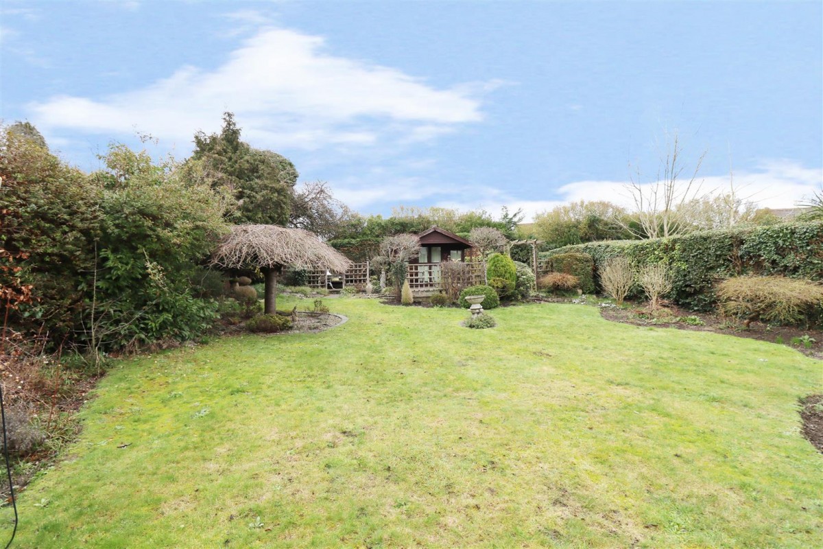 Gravesend Road, Rochester