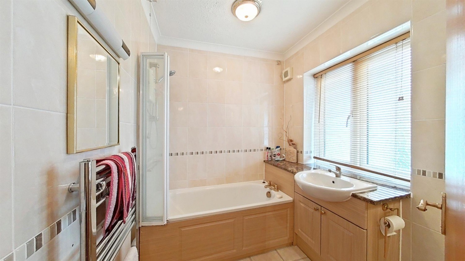 4 bedroom House for Sale Gravesend Road, Rochester