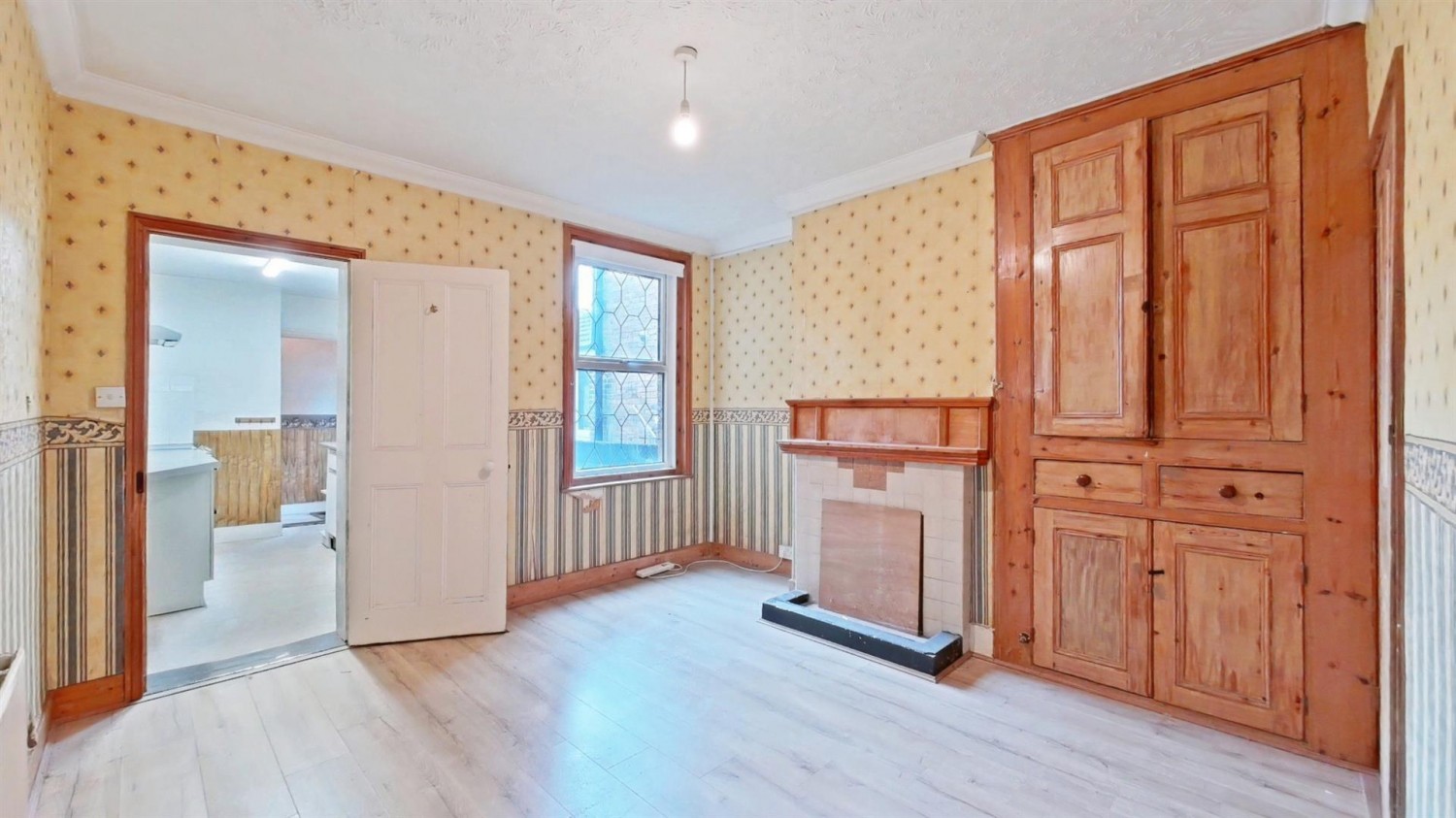 2 bedroom House for Sale Bayford Road, Sittingbourne