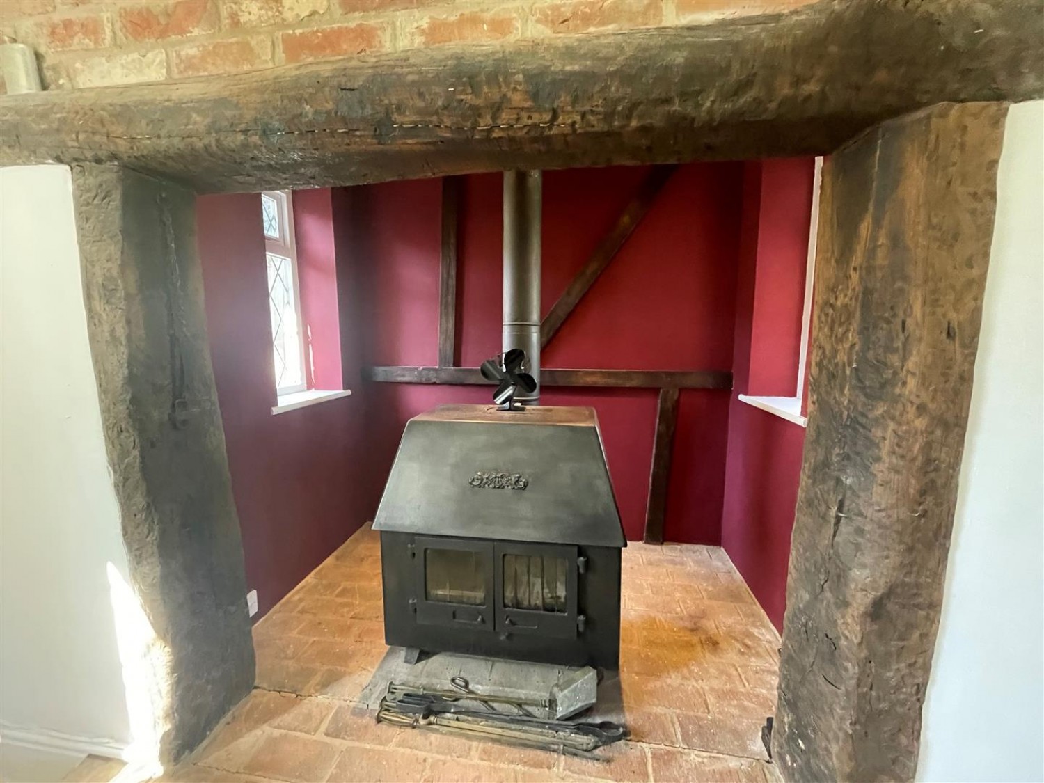 4 bedroom House for Letting Farnborough Road, Farnham