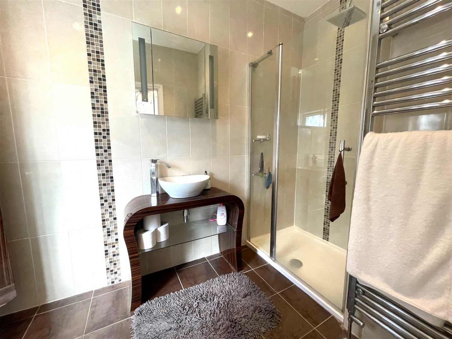 4 bedroom House for Letting Farnborough Road, Farnham