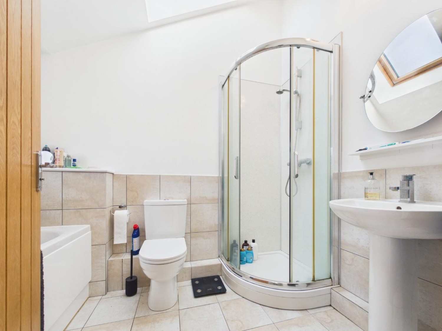 2 bedroom Bungalow for Sale Lincoln Lane, Thorpe-on-the-Hill, Lincoln