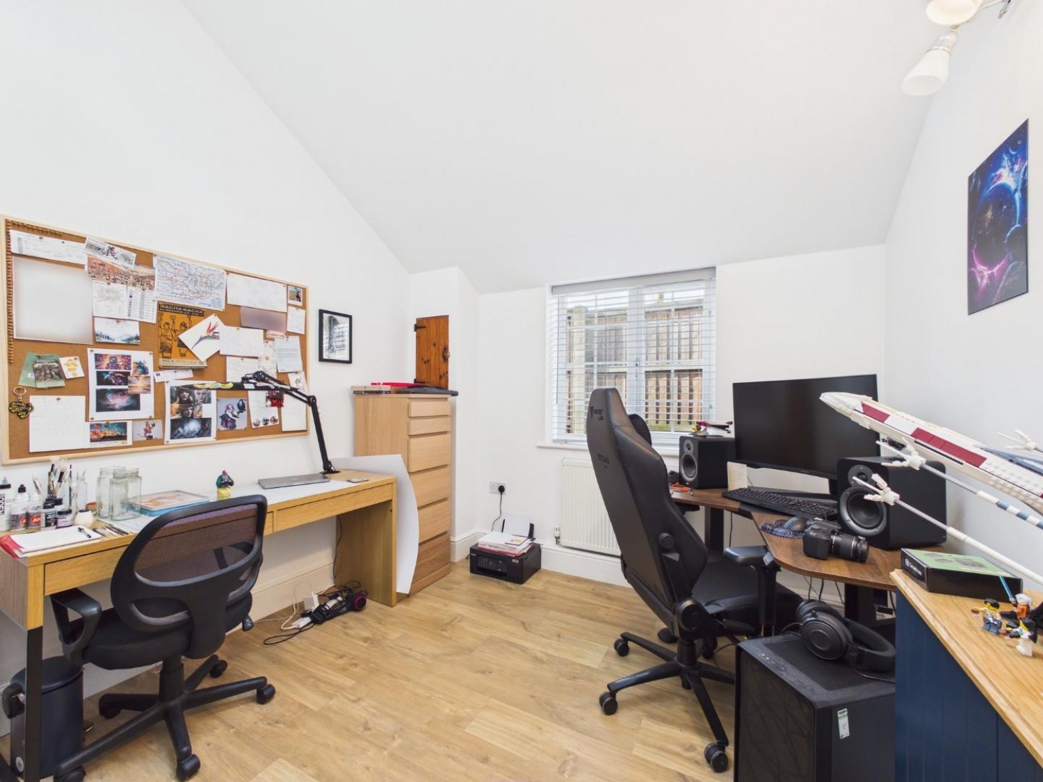 2 bedroom Bungalow for Sale Lincoln Lane, Thorpe-on-the-Hill, Lincoln