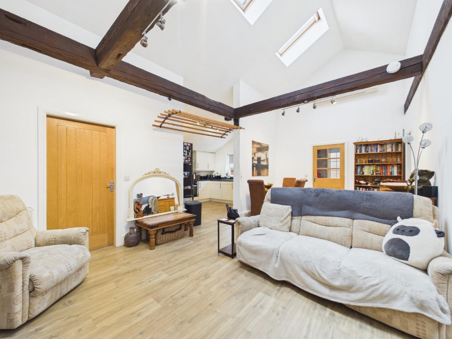 2 bedroom Bungalow for Sale Lincoln Lane, Thorpe-on-the-Hill, Lincoln