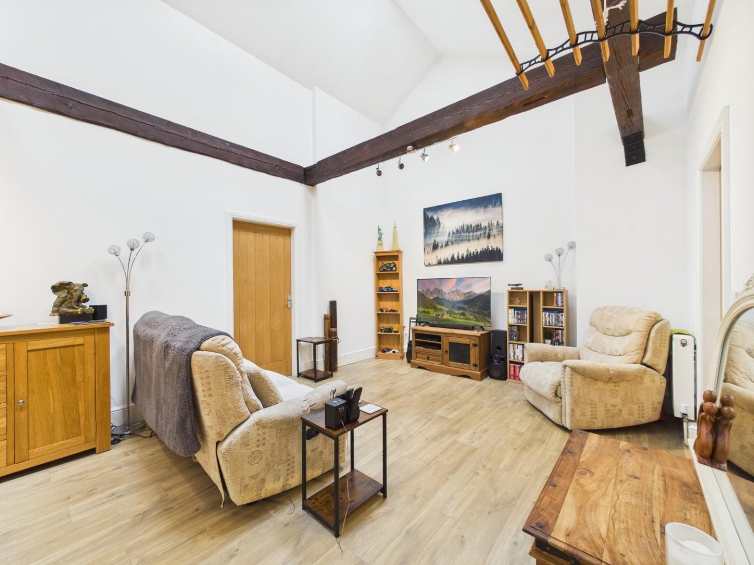 2 bedroom Bungalow for Sale Lincoln Lane, Thorpe-on-the-Hill, Lincoln