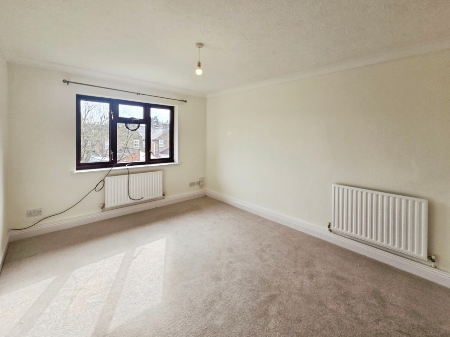 1 bedroom Flat for Letting East Station Road, Aldershot