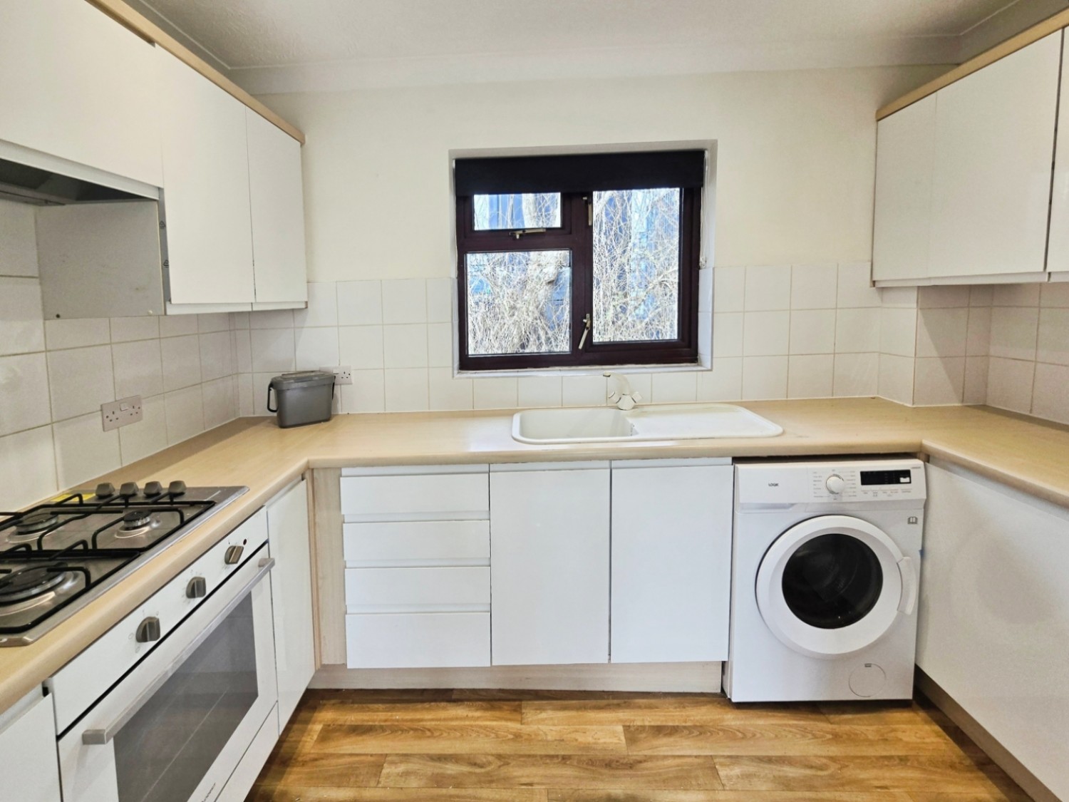 1 bedroom Flat for Letting East Station Road, Aldershot