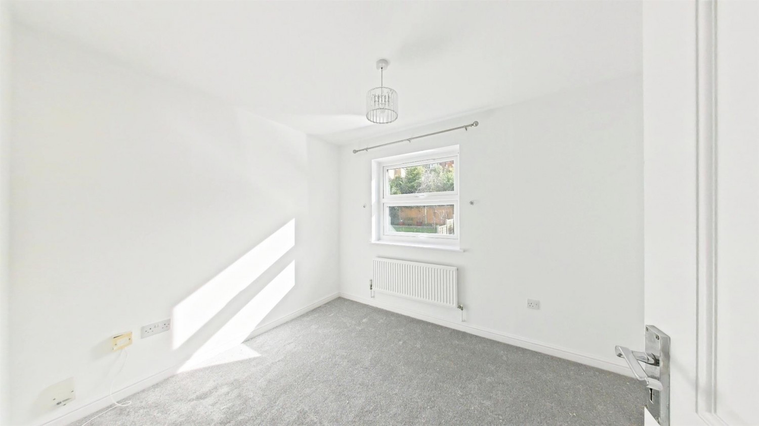 4 bedroom House for Sale Rochester Esplanade, Rochester, Kent
