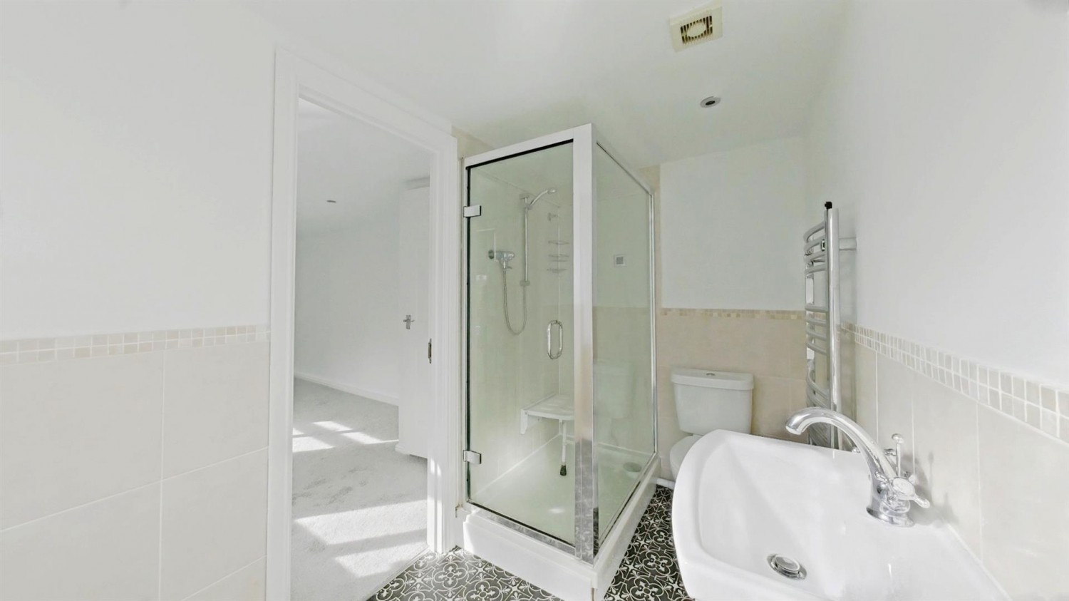 4 bedroom House for Sale Rochester Esplanade, Rochester, Kent