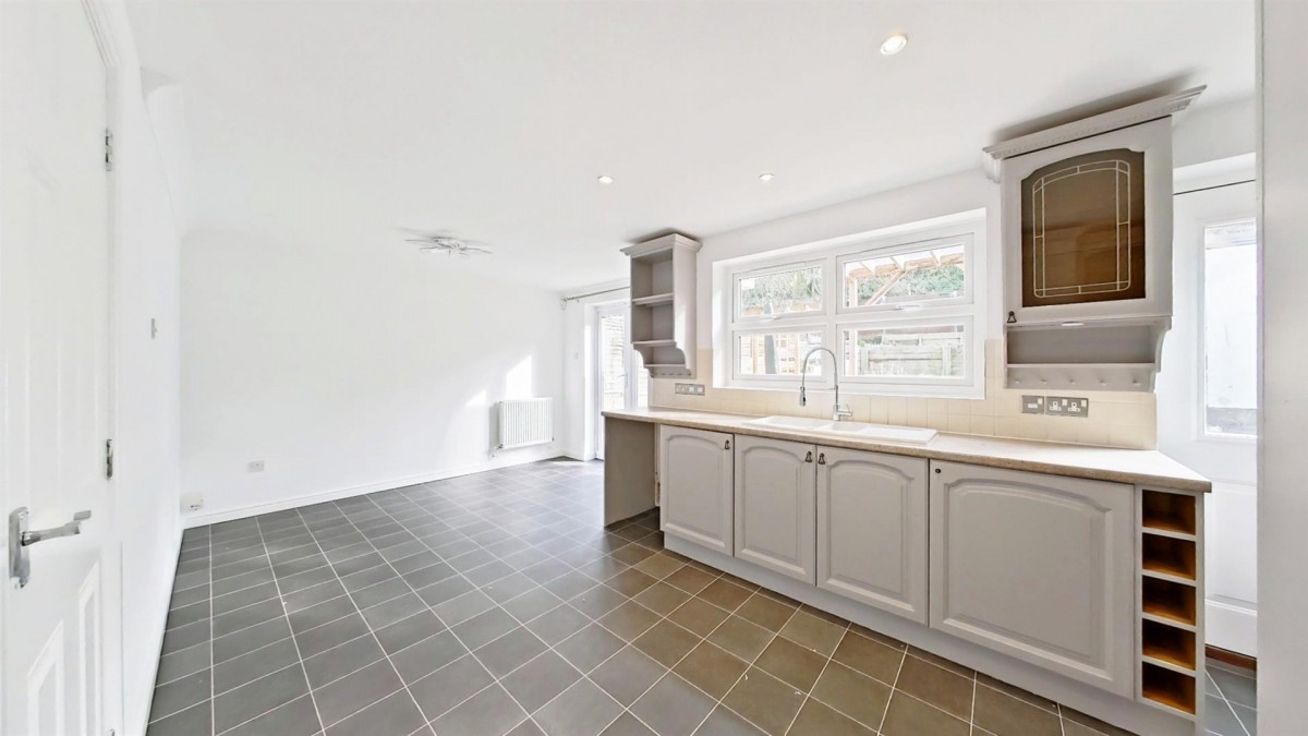 Rochester Esplanade, Rochester, Kent