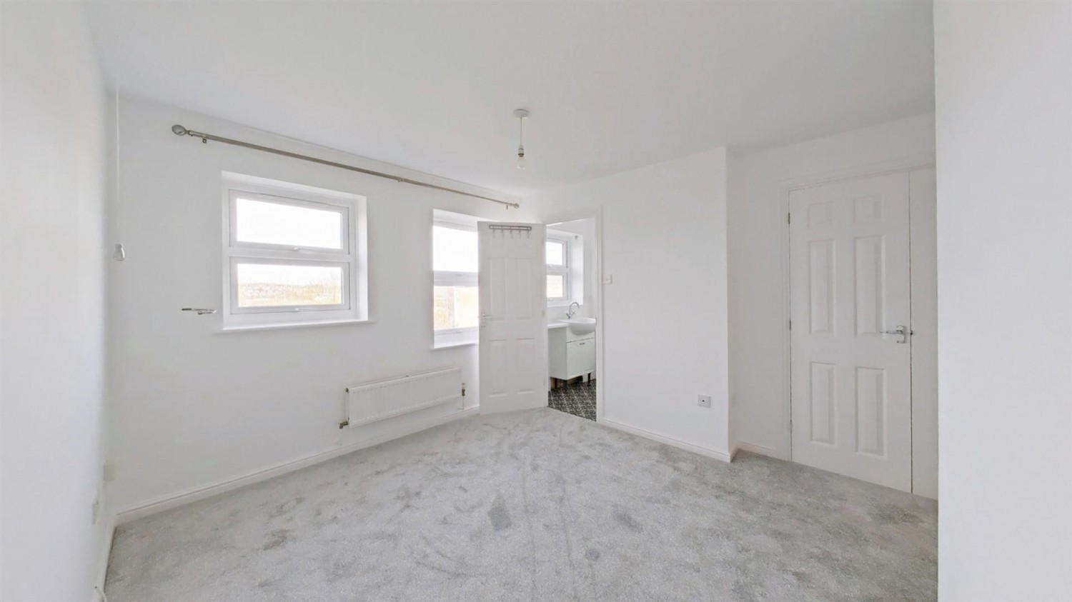 4 bedroom House for Sale Rochester Esplanade, Rochester, Kent