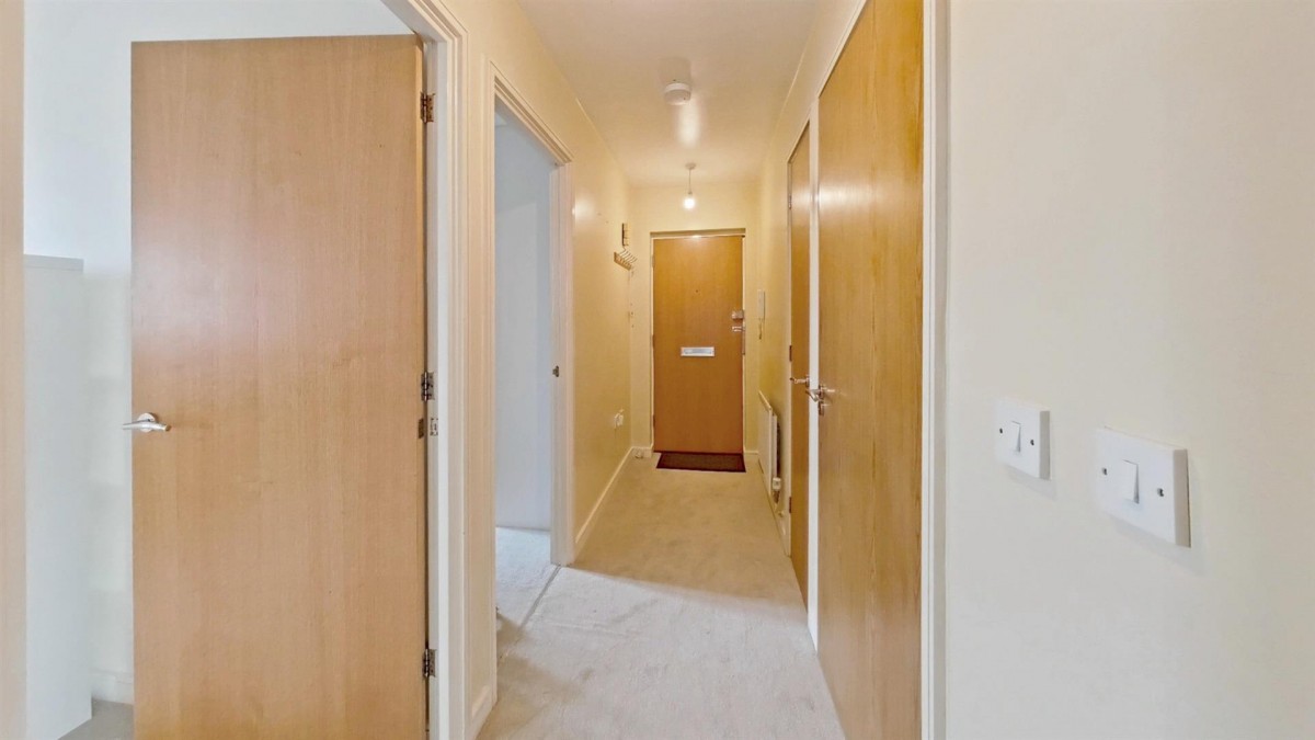 Sandpiper Close, Waterstone Park