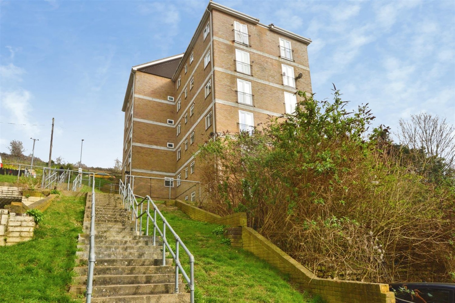 1 bedroom Flat for Sale Longhill Avenue, Chatham