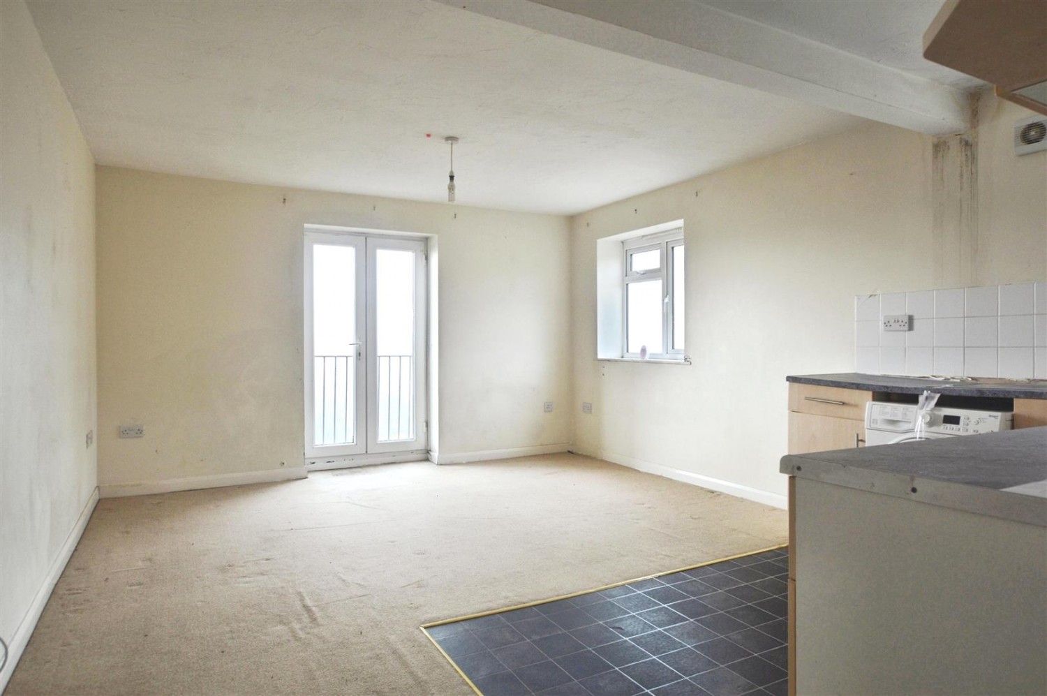 1 bedroom Flat for Sale Longhill Avenue, Chatham