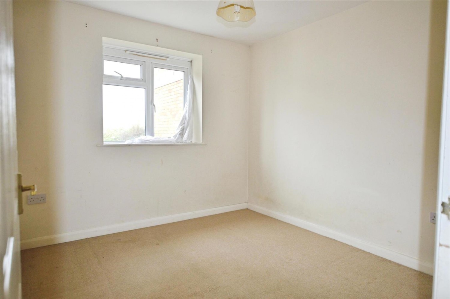 1 bedroom Flat for Sale Longhill Avenue, Chatham