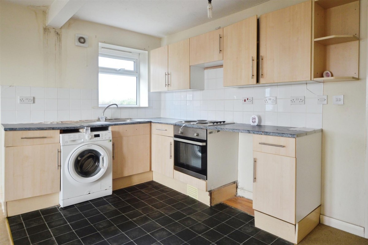 Longhill Avenue, Chatham