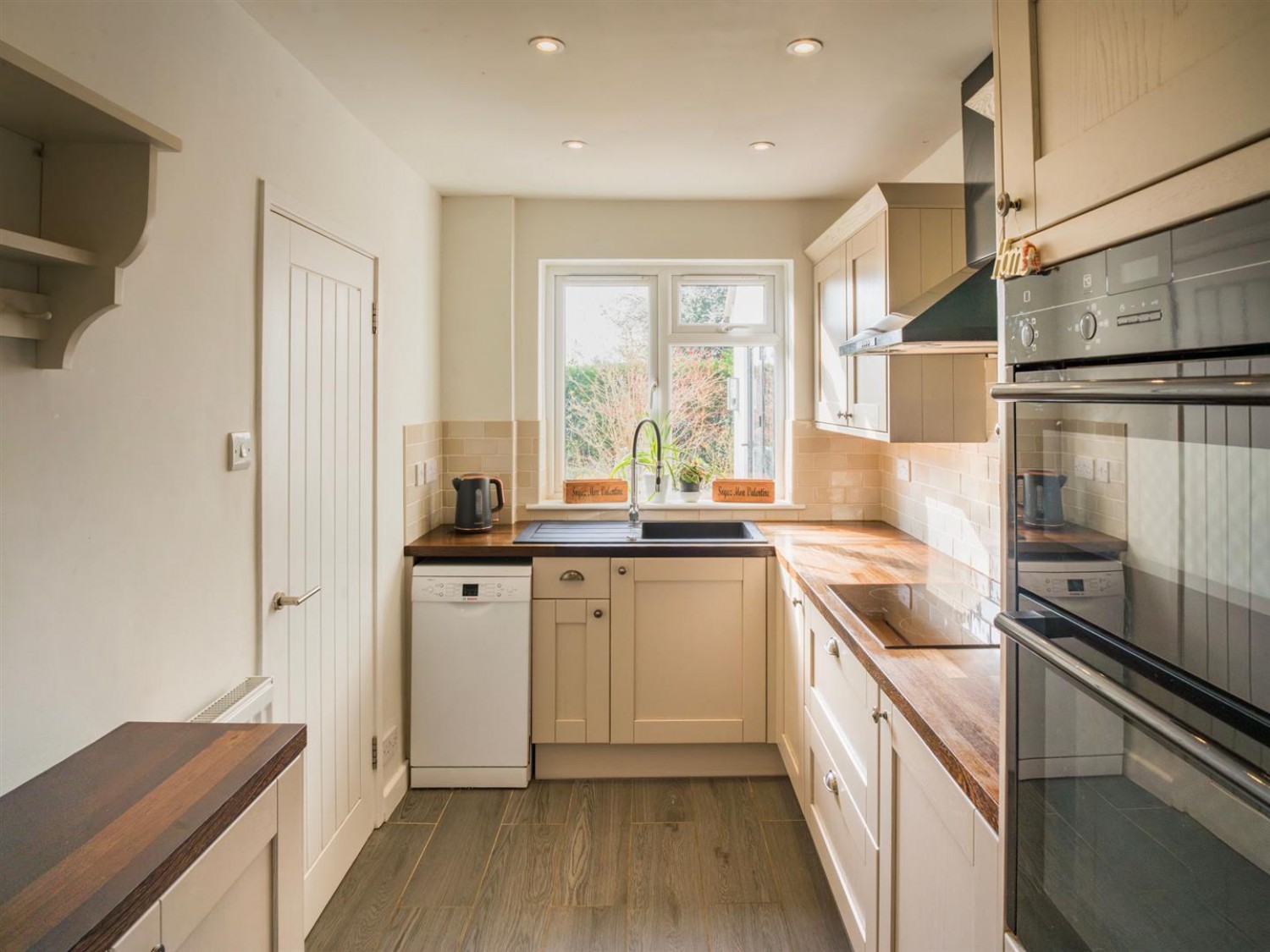 4 bedroom House for Sale Lower Farnham Road, Aldershot