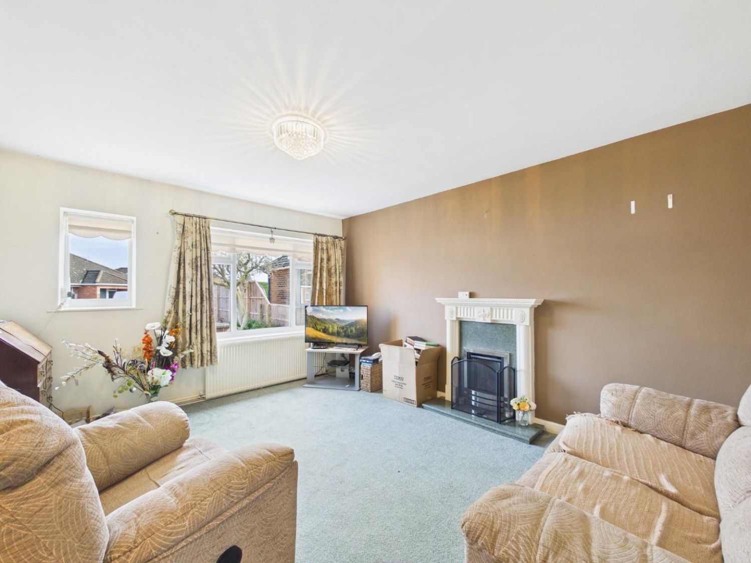 2 bedroom Bungalow for Sale Manor Road, North Hykeham, Lincoln