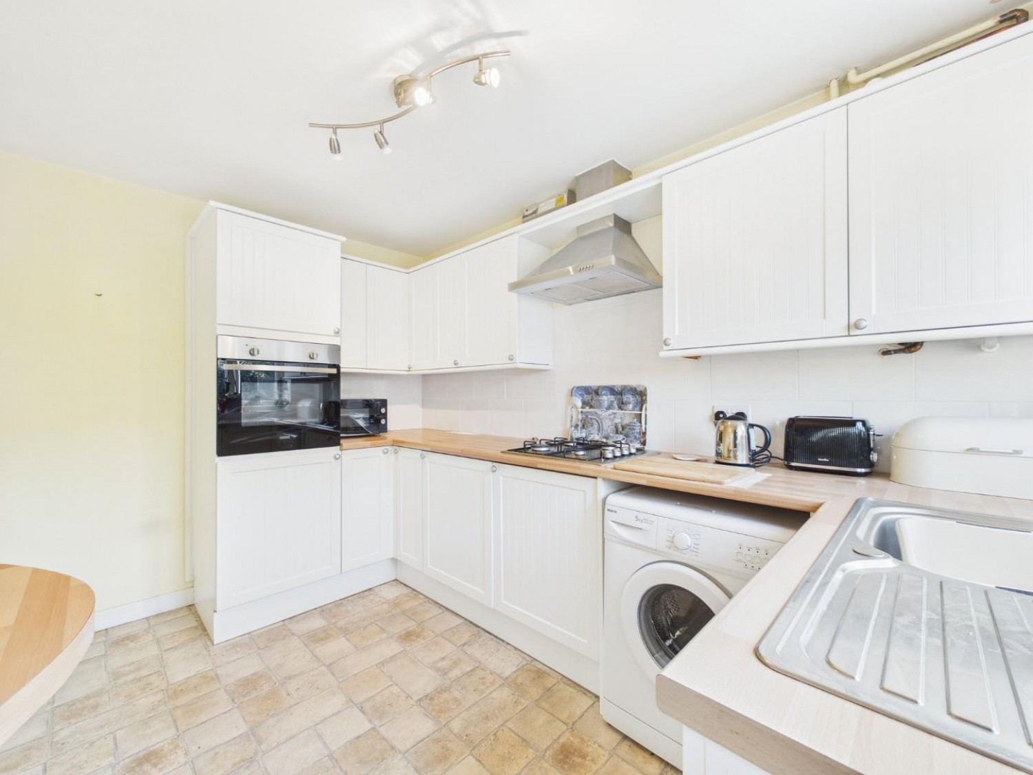 2 bedroom Bungalow for Sale Manor Road, North Hykeham, Lincoln