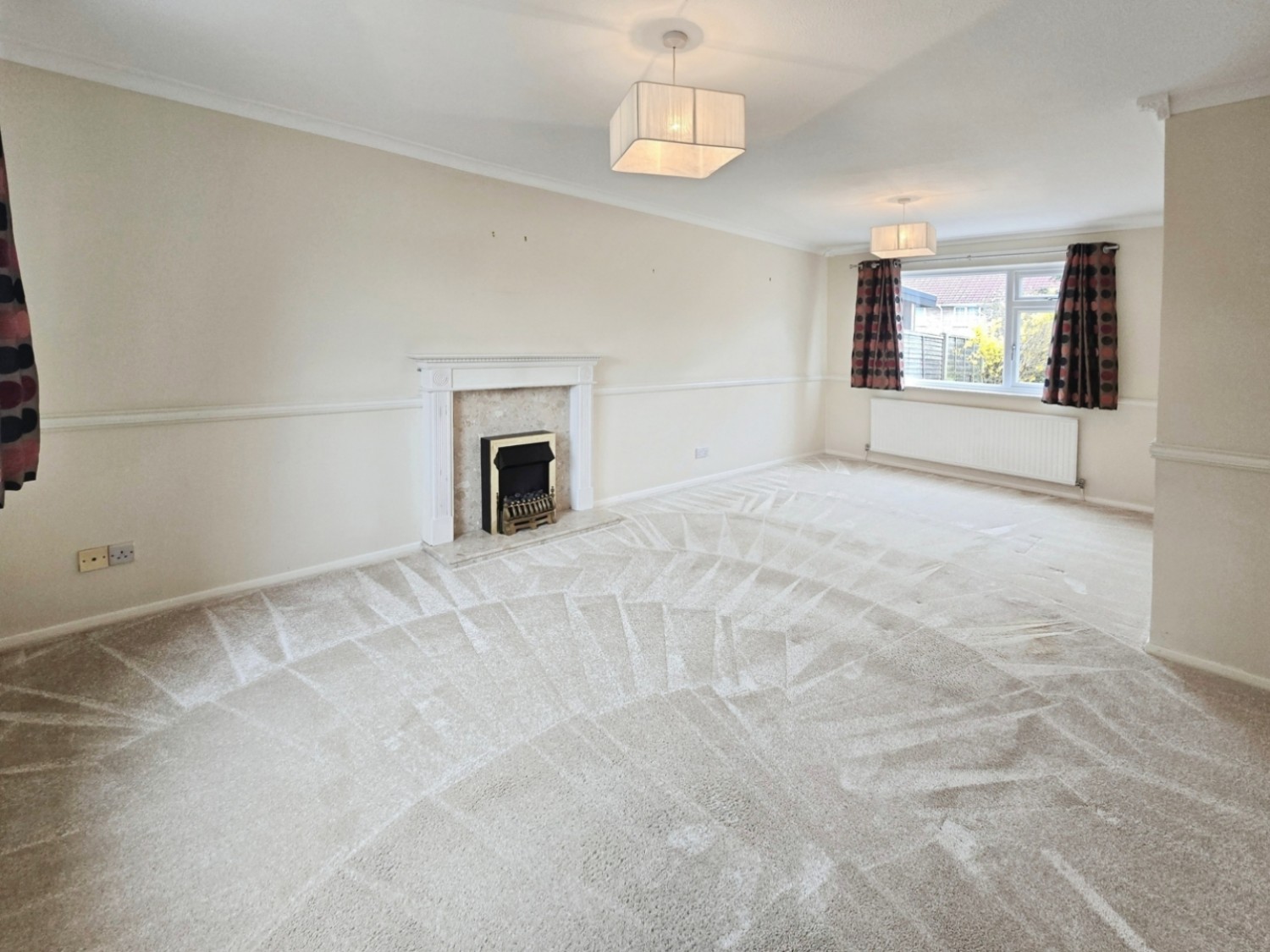 4 bedroom House for Letting Vigo Lane, Yateley