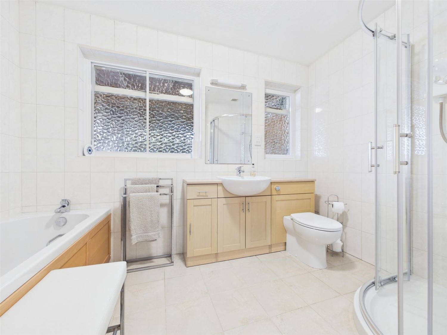 3 bedroom Bungalow for Sale Fosse Lane, Thorpe-On-The-Hill, Lincoln