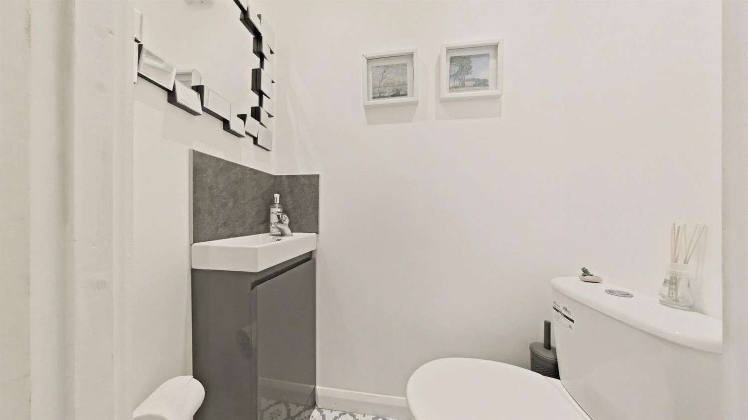 4 bedroom House for Sale City Way, Rochester