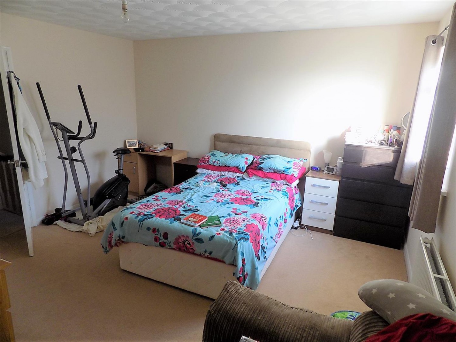 3 bedroom House for Letting Highfield Avenue, Aldershot