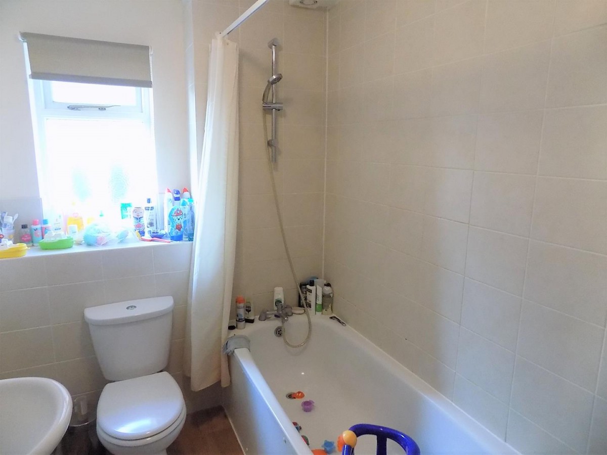 Highfield Avenue, Aldershot