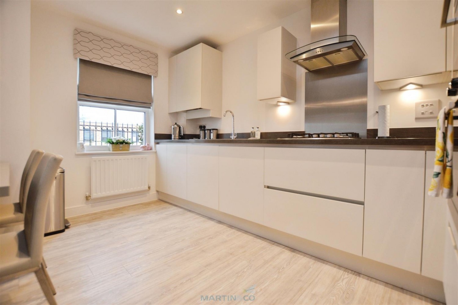 2 bedroom Flat for Letting Ackers Drive, Weldon, Ebbsfleet Valley, Swanscombe