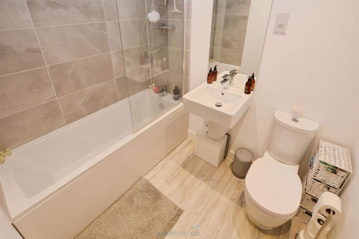 Ackers Drive, Weldon, Ebbsfleet Valley, Swanscombe