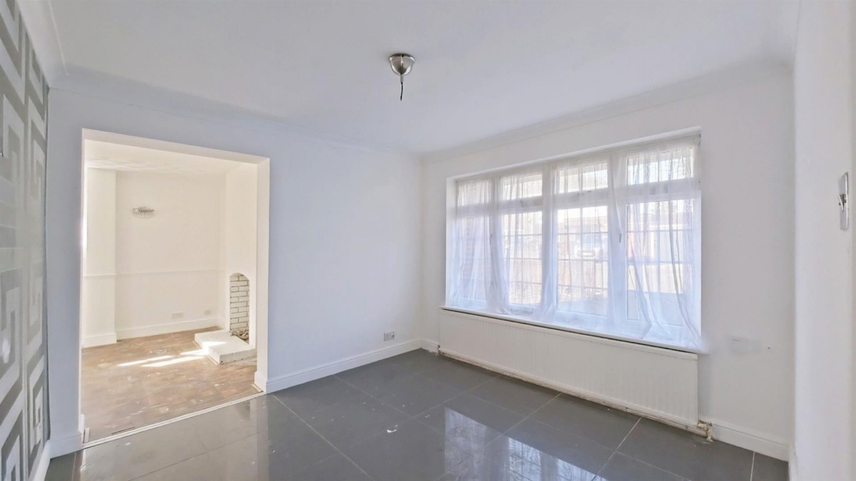 Rochester Crescent, Hoo, Rochester