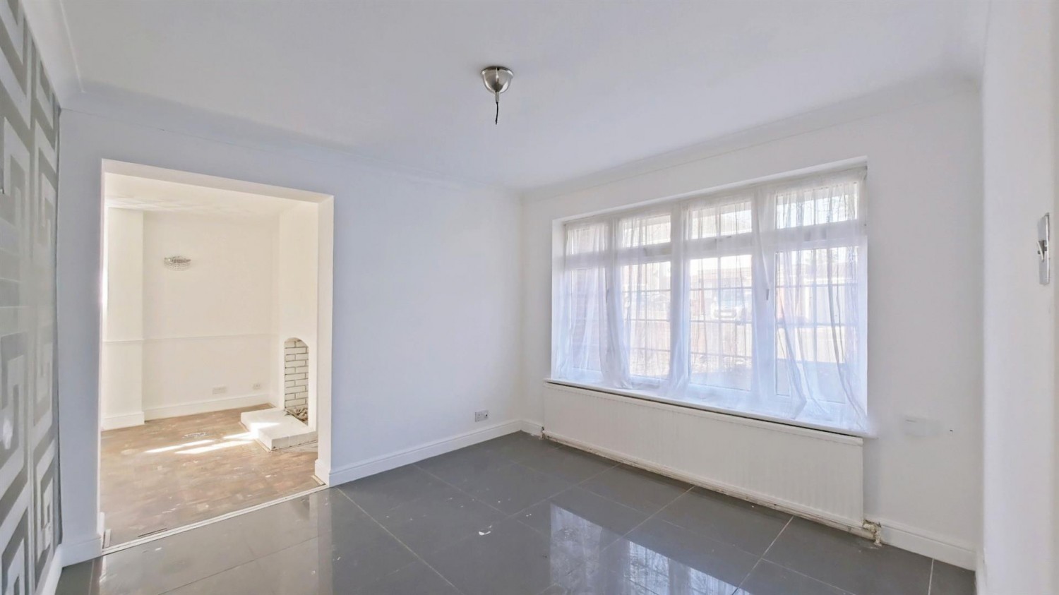 5 bedroom House for Sale Rochester Crescent, Hoo, Rochester