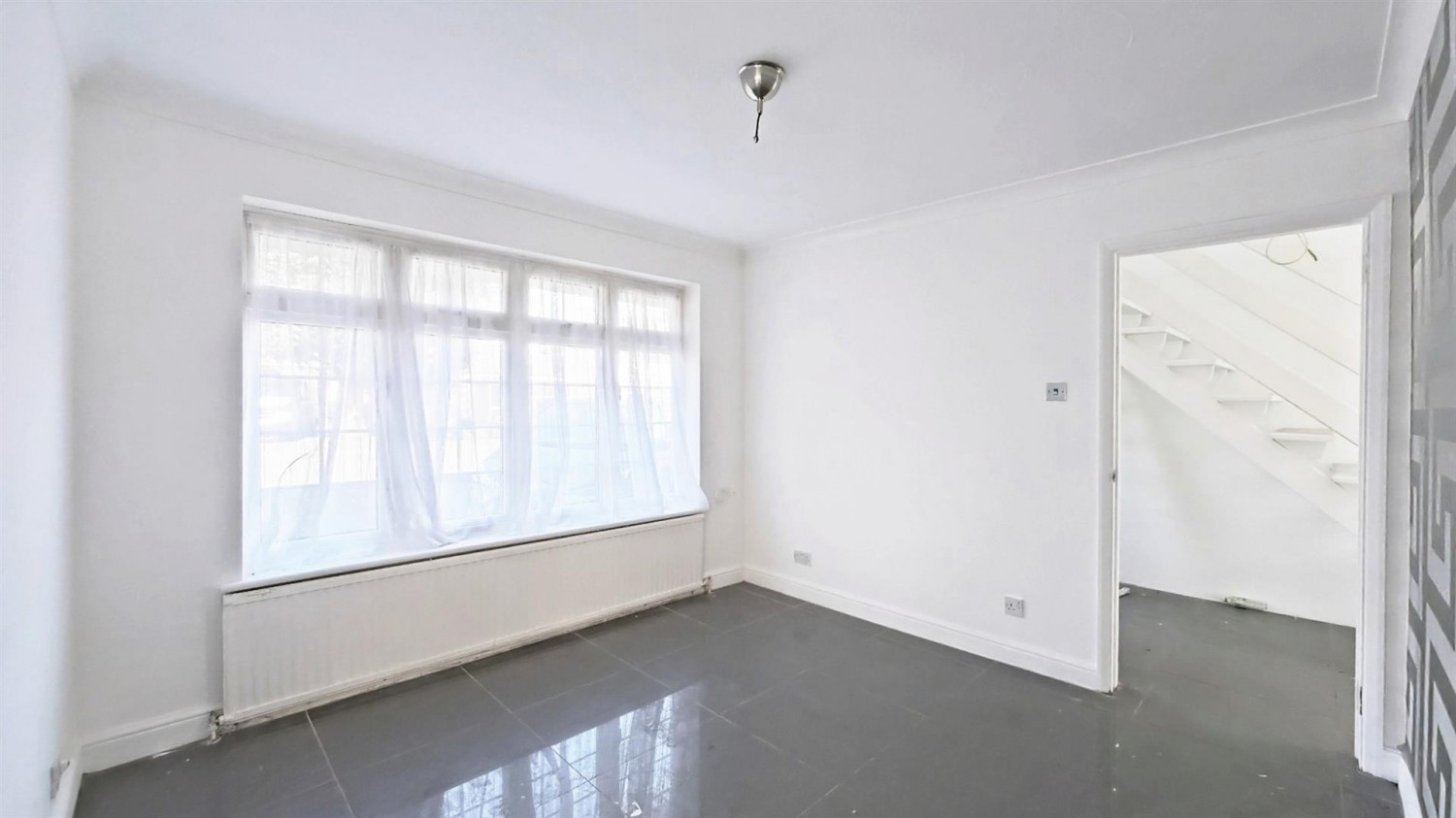 5 bedroom House for Sale Rochester Crescent, Hoo, Rochester