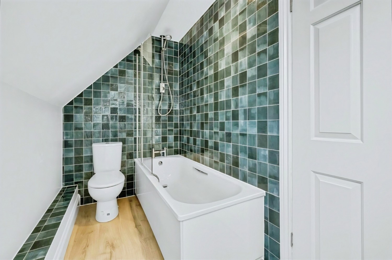 2 bedroom Flat for Sale West Street, Farnham