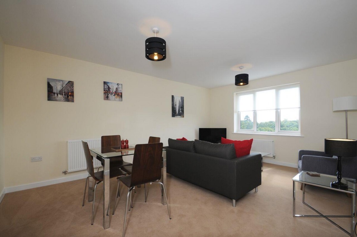 Centrifuge Way, Farnborough