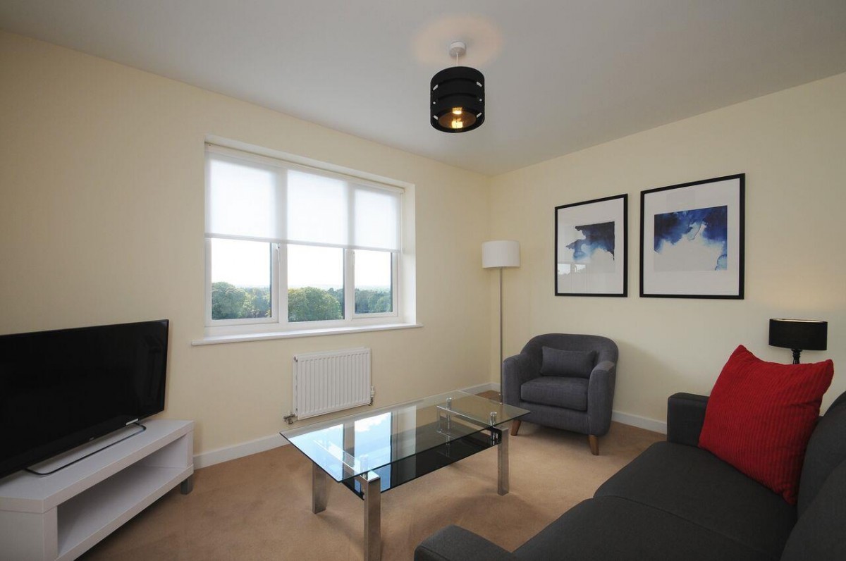 Centrifuge Way, Farnborough