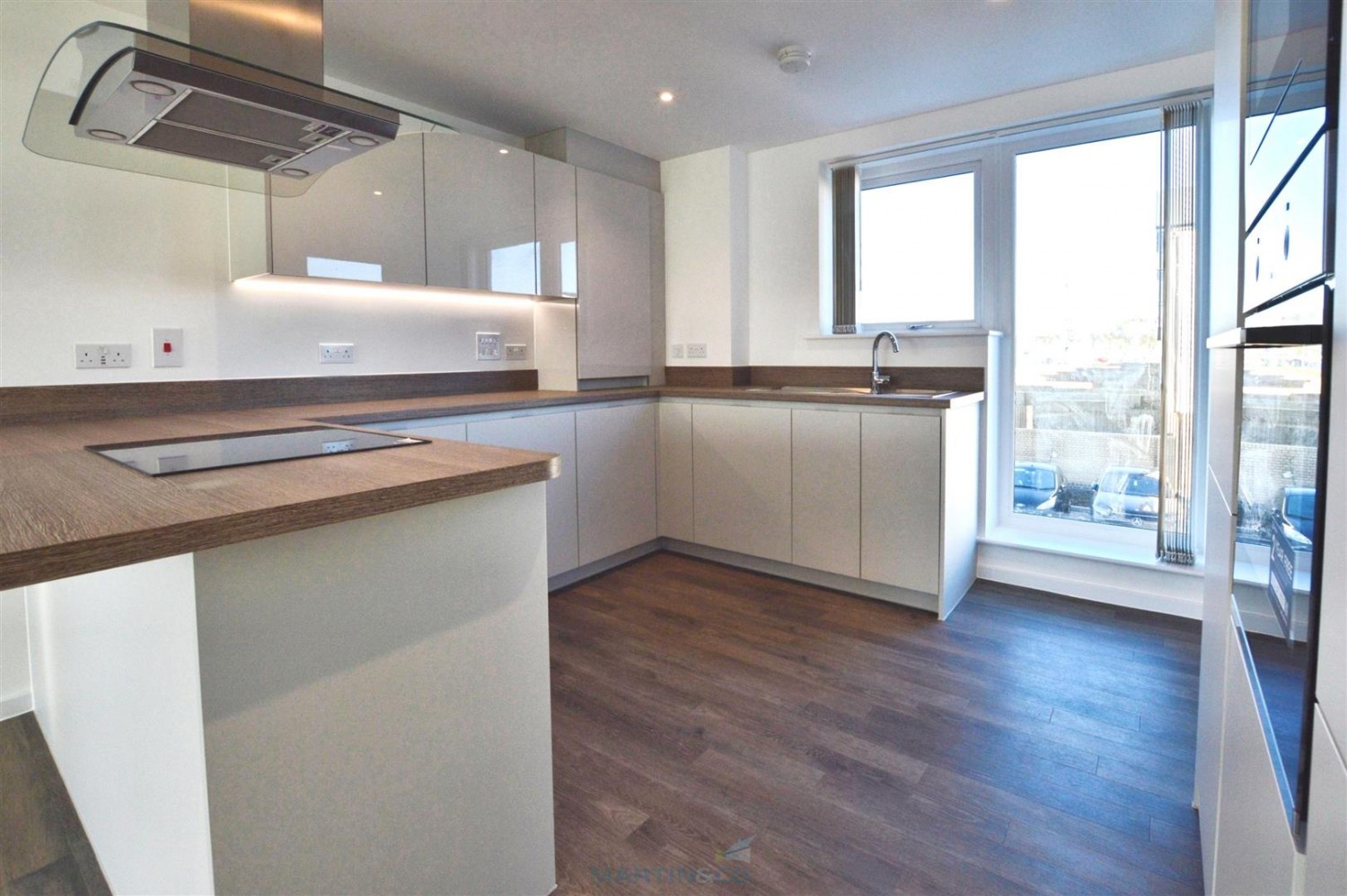 3 bedroom Flat for Letting Edgewater, St Mary's Island, Chatham