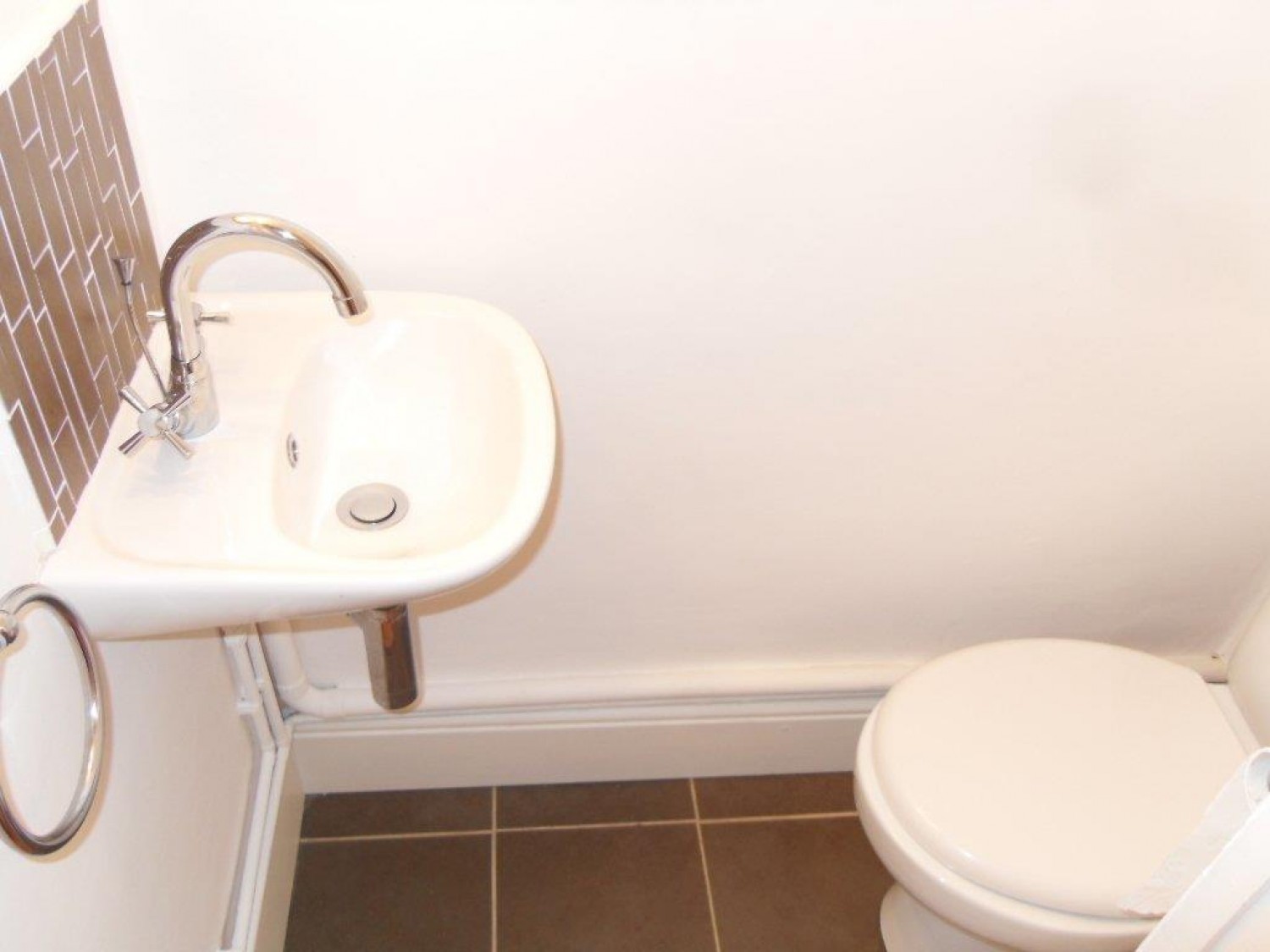 4 bedroom House for Sale High St, Aldershot