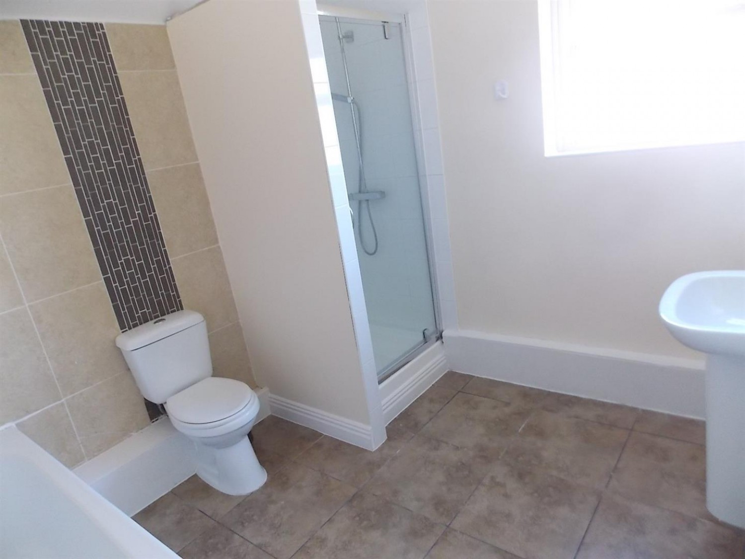 4 bedroom House for Sale High St, Aldershot