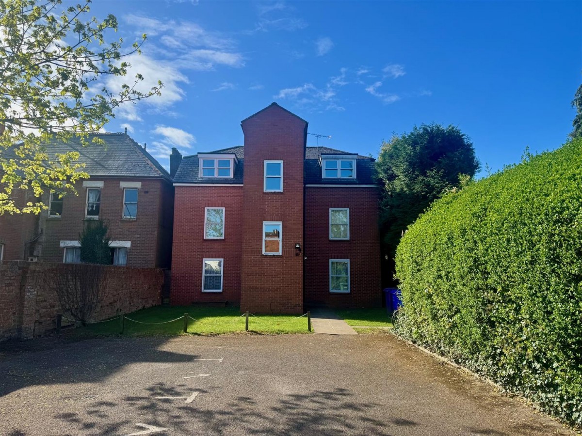 Lysons Road, Aldershot