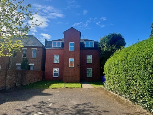 Lysons Road, Aldershot