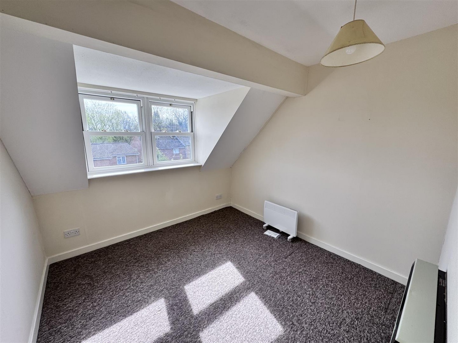 1 bedroom Flat for Sale Lysons Road, Aldershot