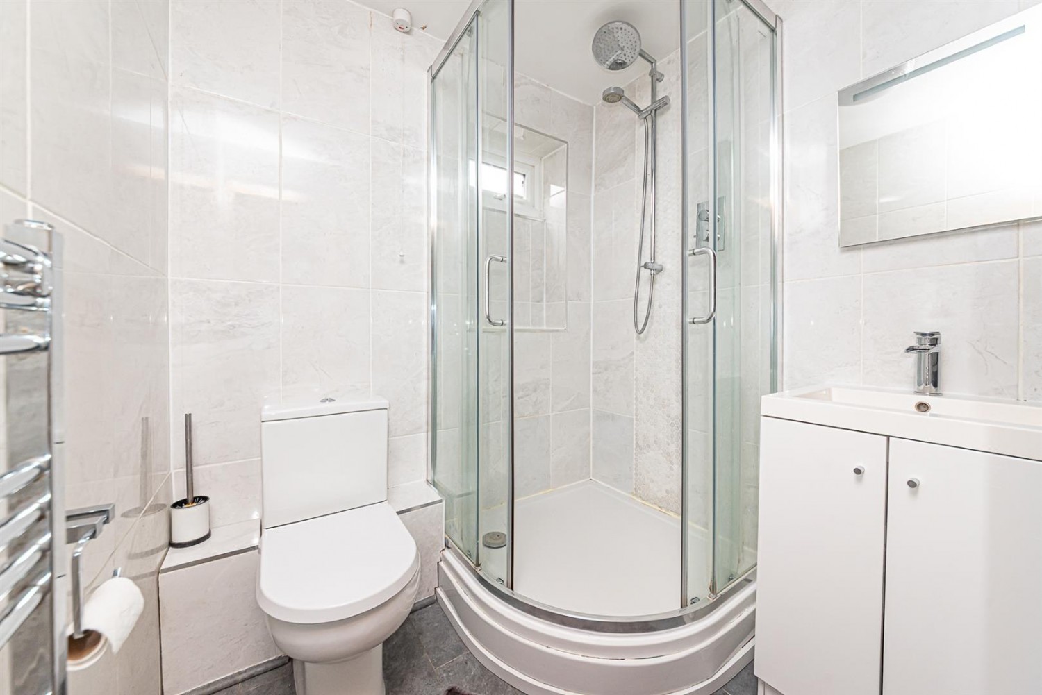 3 bedroom House for Sale Harvey Road, Farnborough