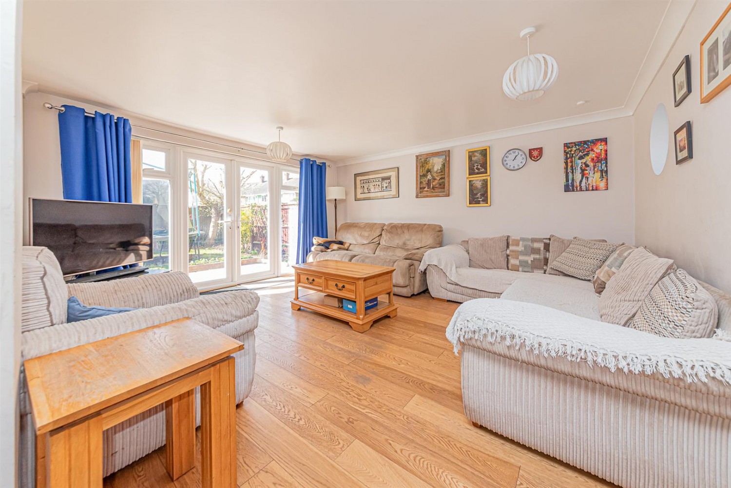 3 bedroom House for Sale Harvey Road, Farnborough