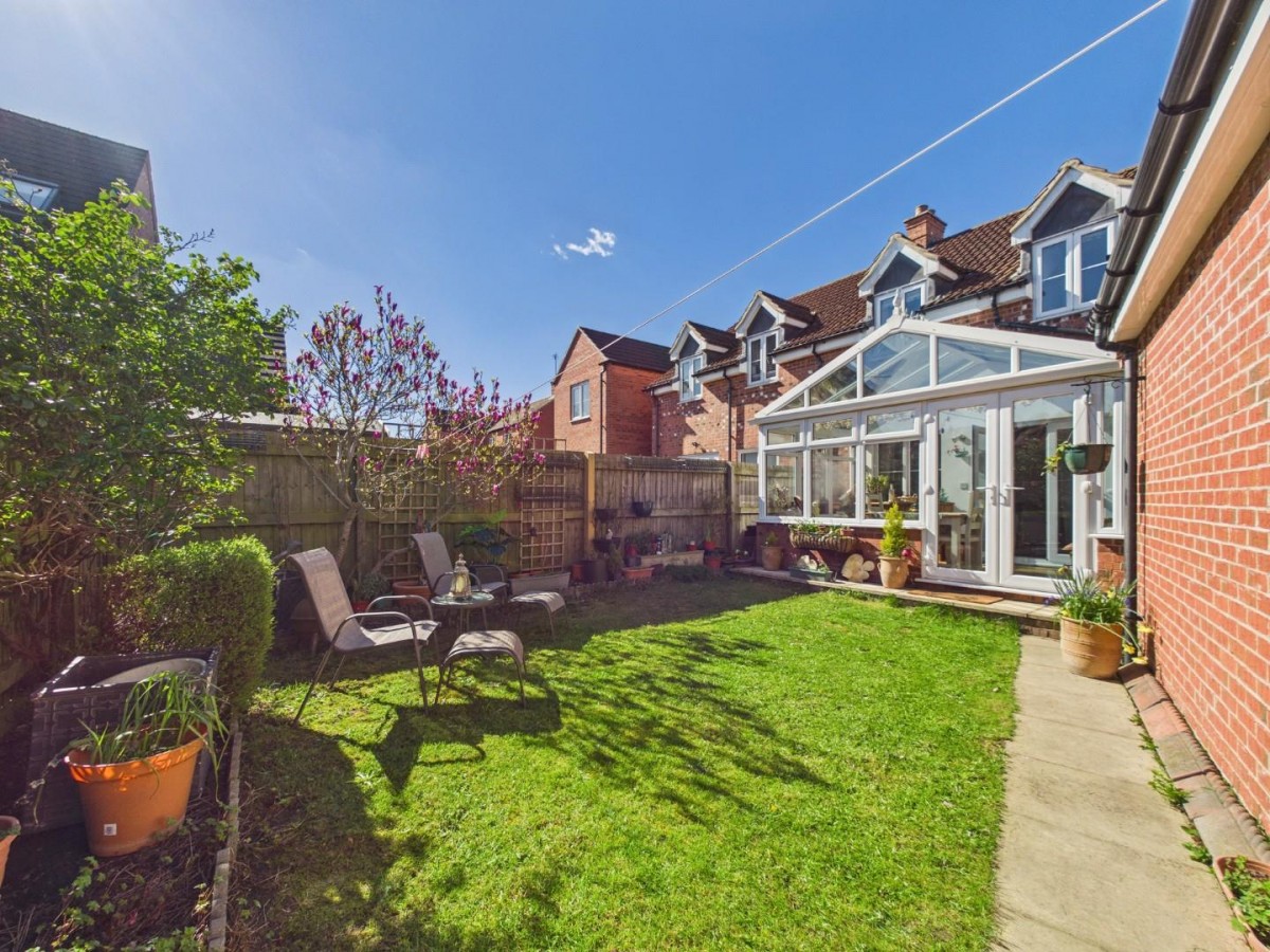 Warren Lane, Witham St. Hughs, Lincoln